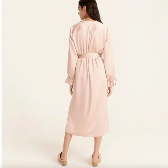 Drapey shirtdress in satin-back crepe ✨ - Picture 4 of 12
